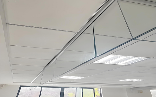 米脂玻璃挡烟垂壁