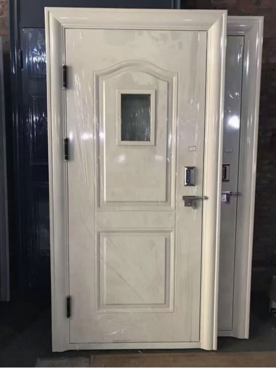 米脂学校教室门