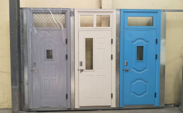 米脂学校教室门